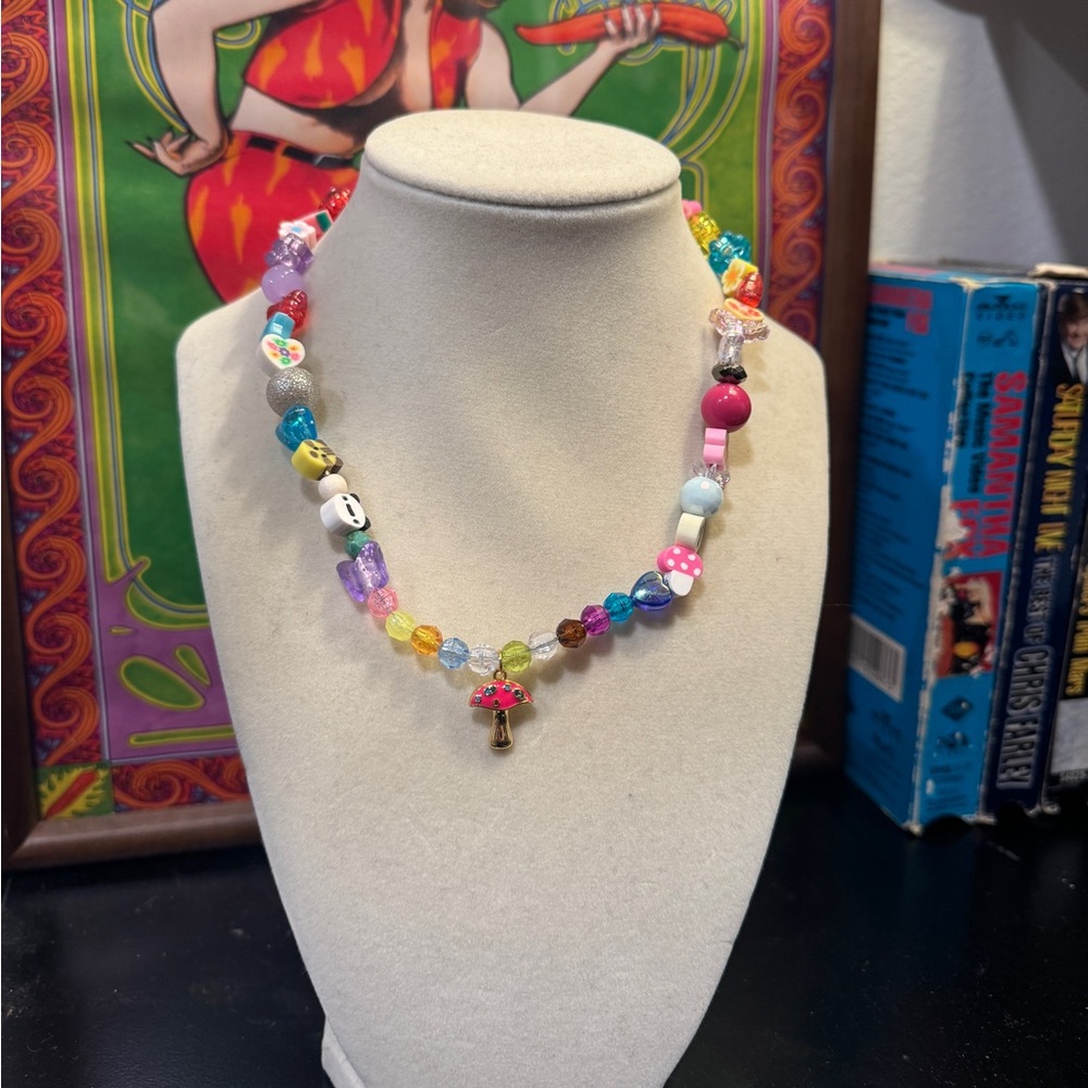 THE VIRGO MINI PINK MUSHROOM EYE CANDY CHAIN